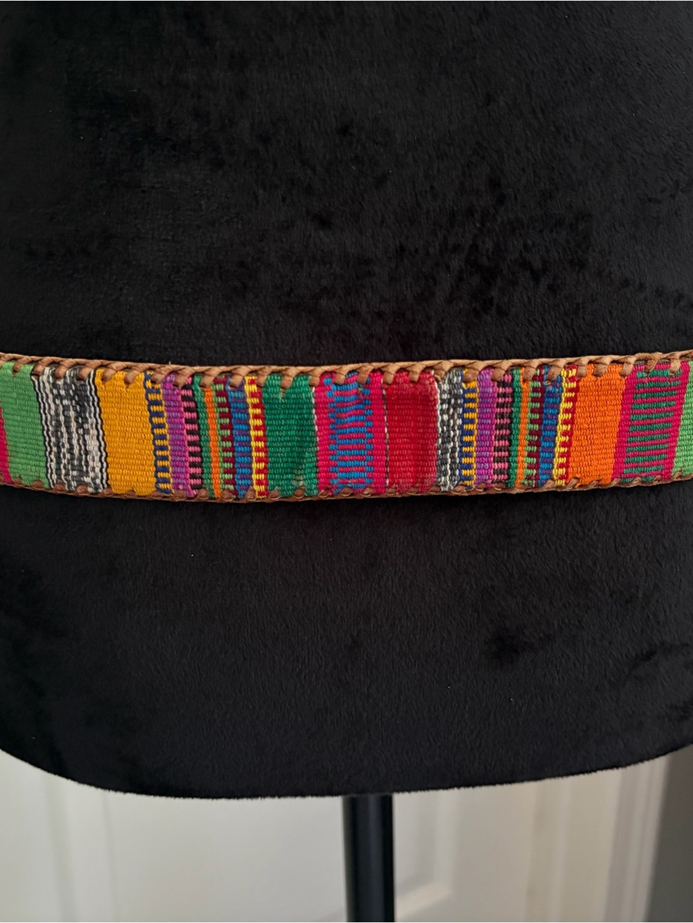 Handcrafted Brown Leather Belt with Multicolor Woven Accent - Picture 3 of 8